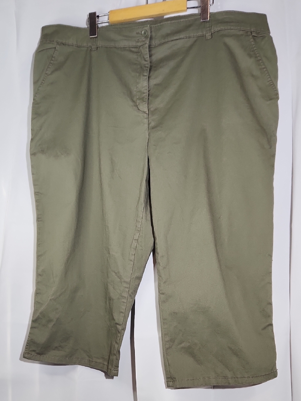 Karen Scott Olive Green Chinos - 22W